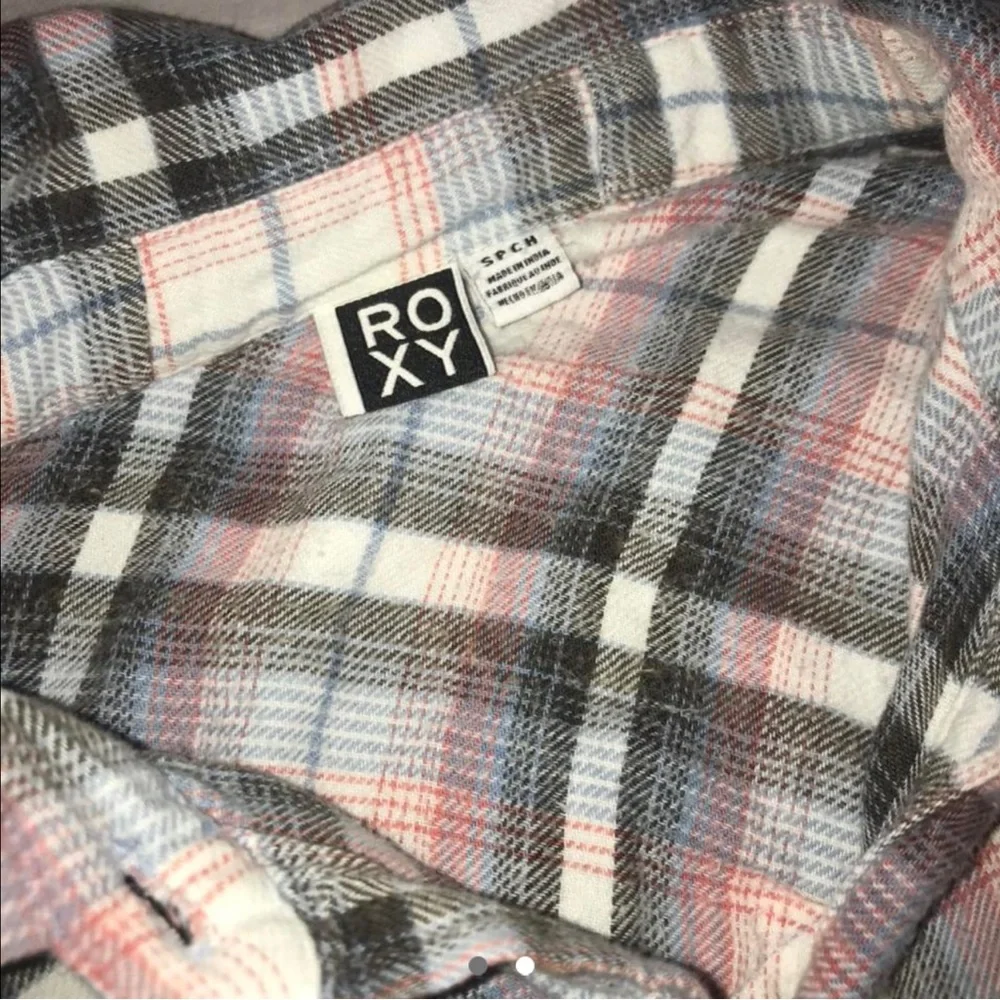 Flannel Roxy shirt - Picture 2 of 2